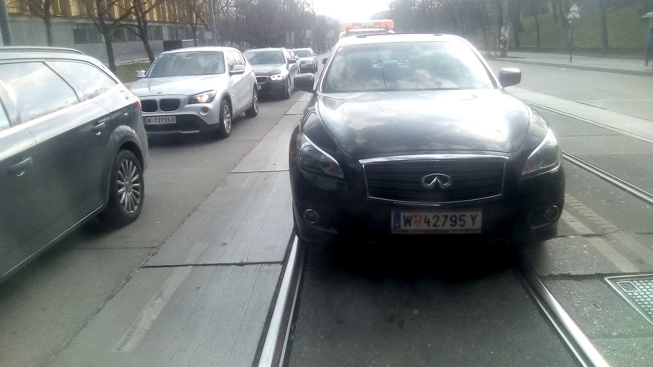 Straßenbahn Linie 10 Unter St. Veit Hummelgasse -Dornbach