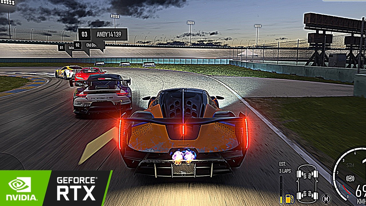 McLaren Sabre Pushing the Limit at Homestead-Miami Speedway ( Forza Motorsport )