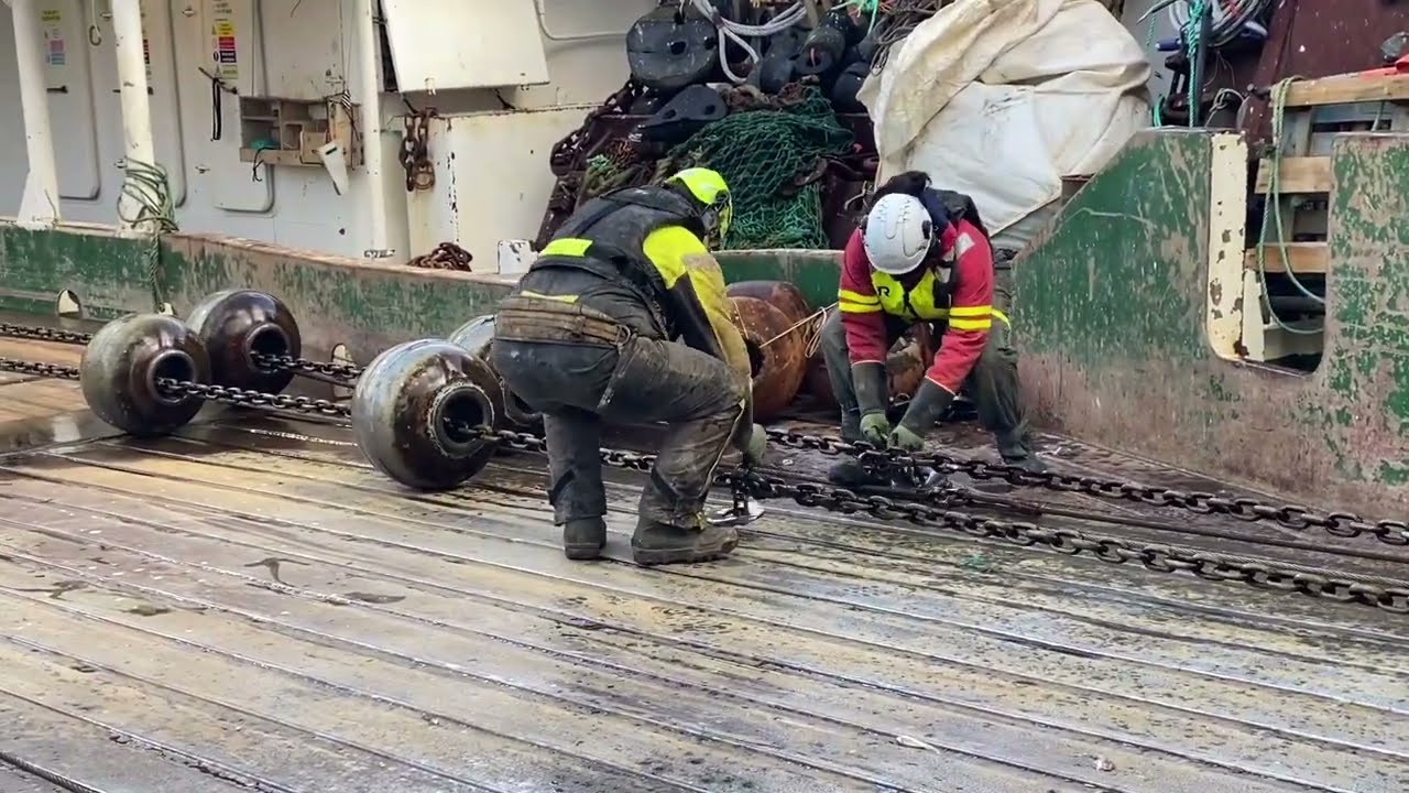 Trawling in the Barents Sea