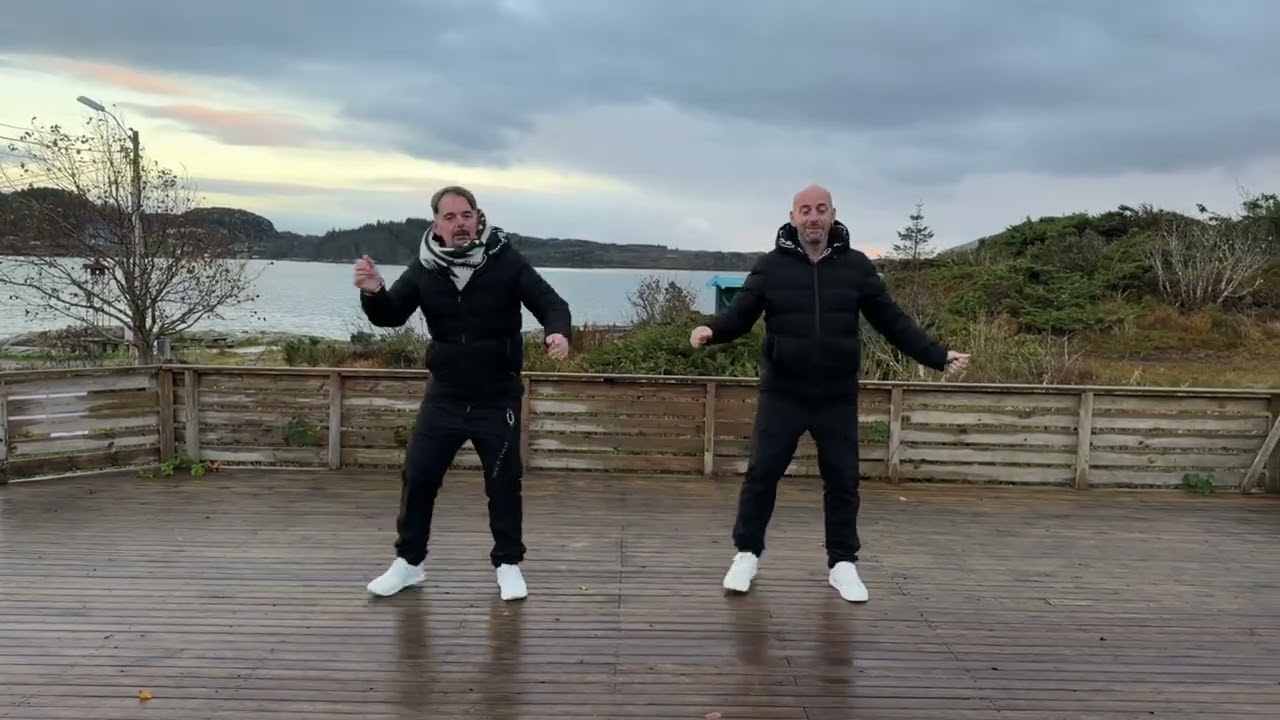 R ‘N’ R linedance from Mark Furnell and Chris Godden