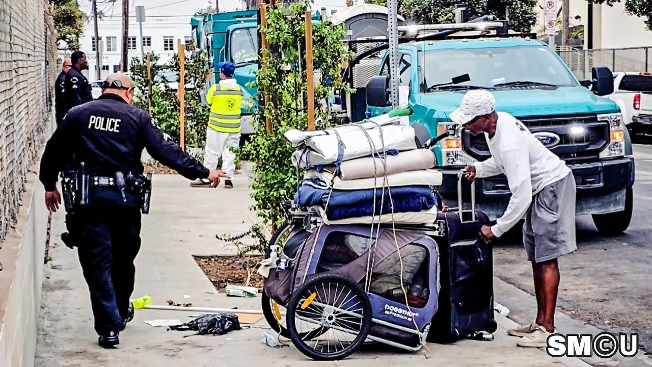 𝗧𝗛𝗜𝗥𝗗 𝗦𝗧𝗥𝗘𝗘𝗧 𝗦𝗪𝗘𝗘𝗣: Multi-Agency Teams Clear Homeless Encampment in Venice