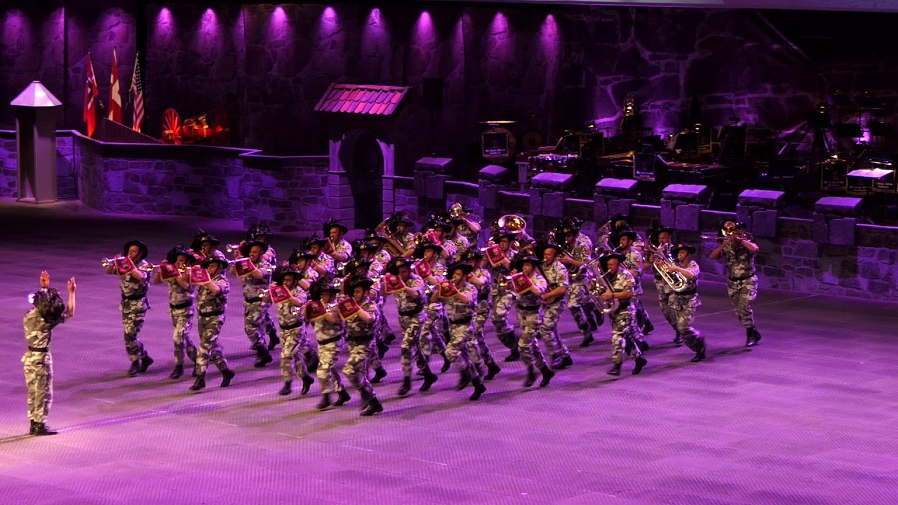 Norwegian Military Tattoo - Fanfara Bersaglieri 