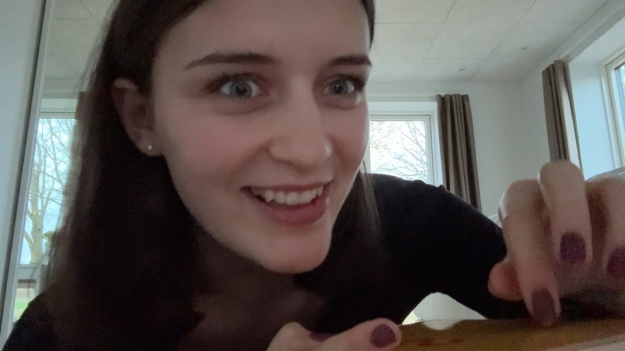 ASMR | Lofi Gum chewing and Tapping