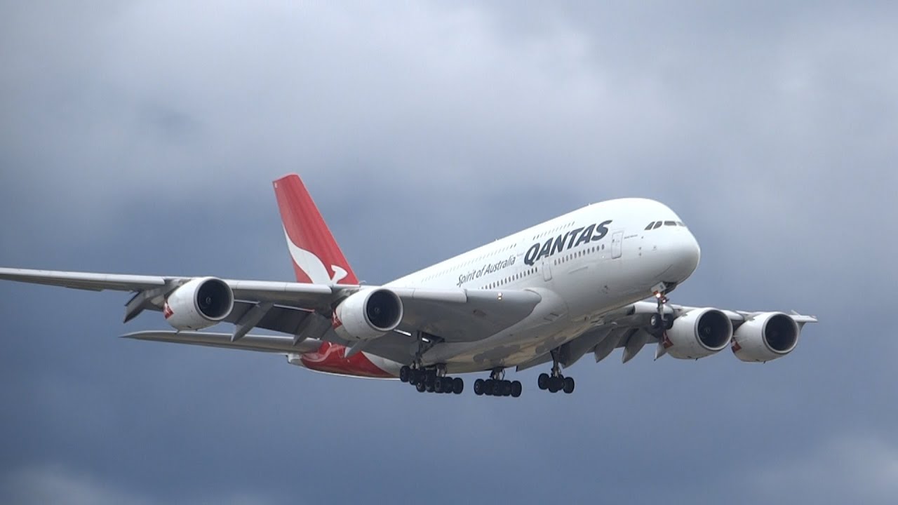 15 Min of Heavy Aircraft Landing At Heatrow (4x A380)