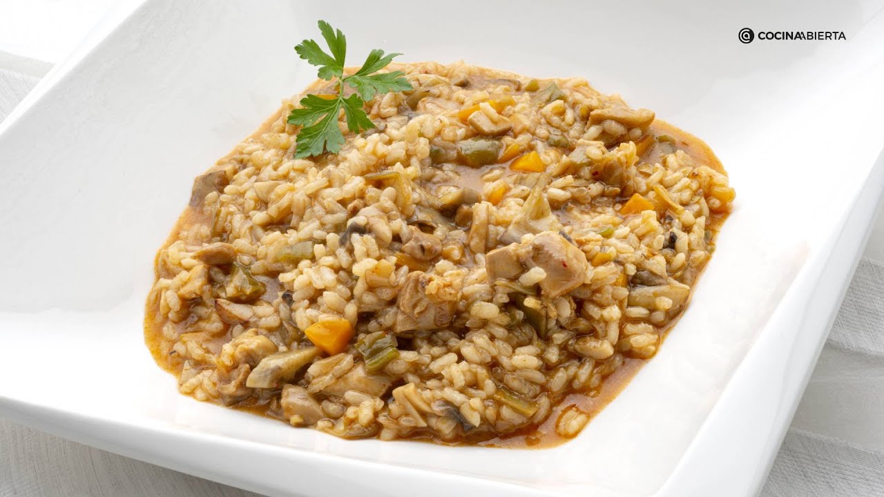 Arroz caldoso de pollo con el secreto de Arguiñano para que te quede perfecto