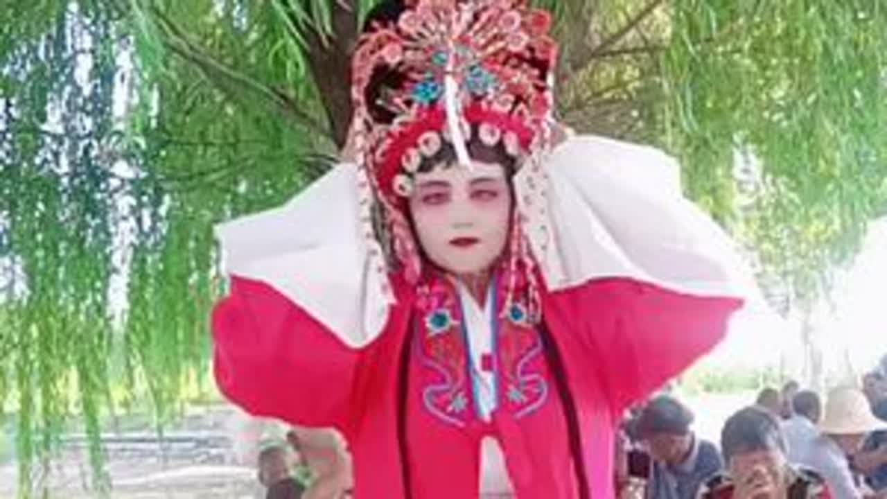 #一笑解千愁，半梦半醒