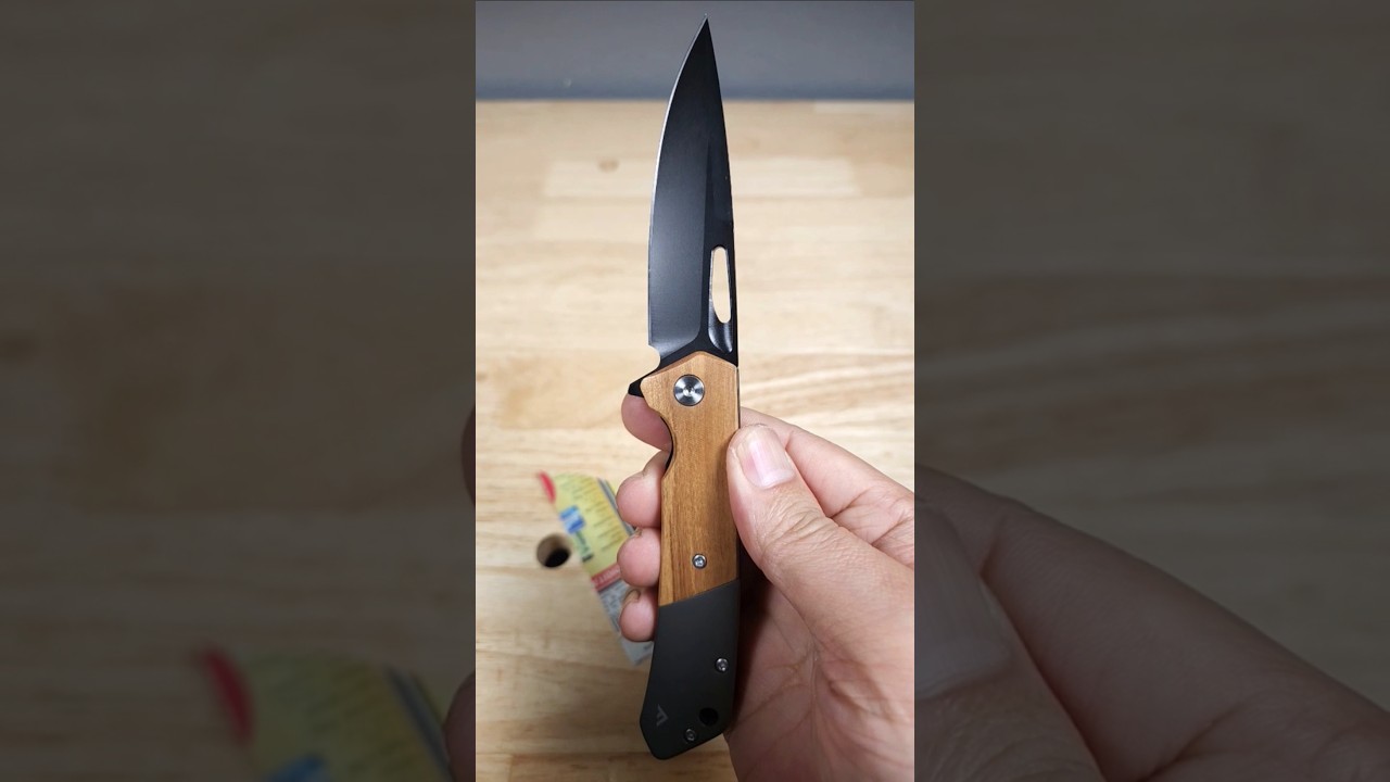 2025 STILL THE BEST BUDGET EDC KNIFE UNDER $30 FLISSA FOLDING EDC KNIFE REVIEW SHARP SWEDISH STEEL