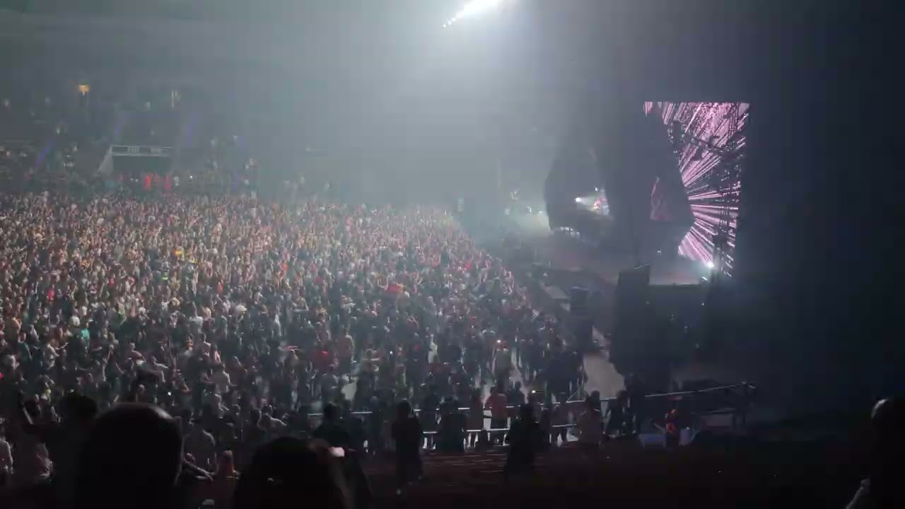 Hardwell Rebels Never Die Atlas Arena  #2