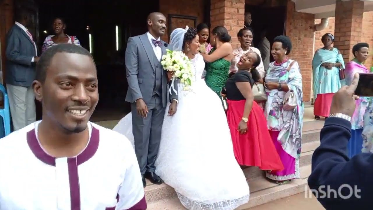 Ugandan weddings - Namirembe, Kampala