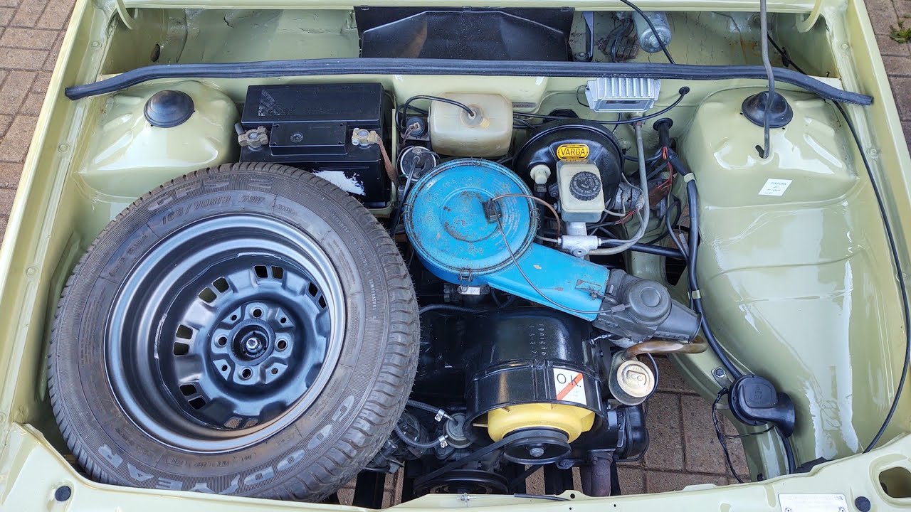 VW Gol L 1980/81 Verde Pampa com Motor 1300 a Gasolina Refrigerado a Ar - Apresentação Geral