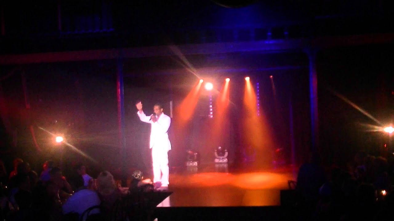 Tropical Show Spectacle