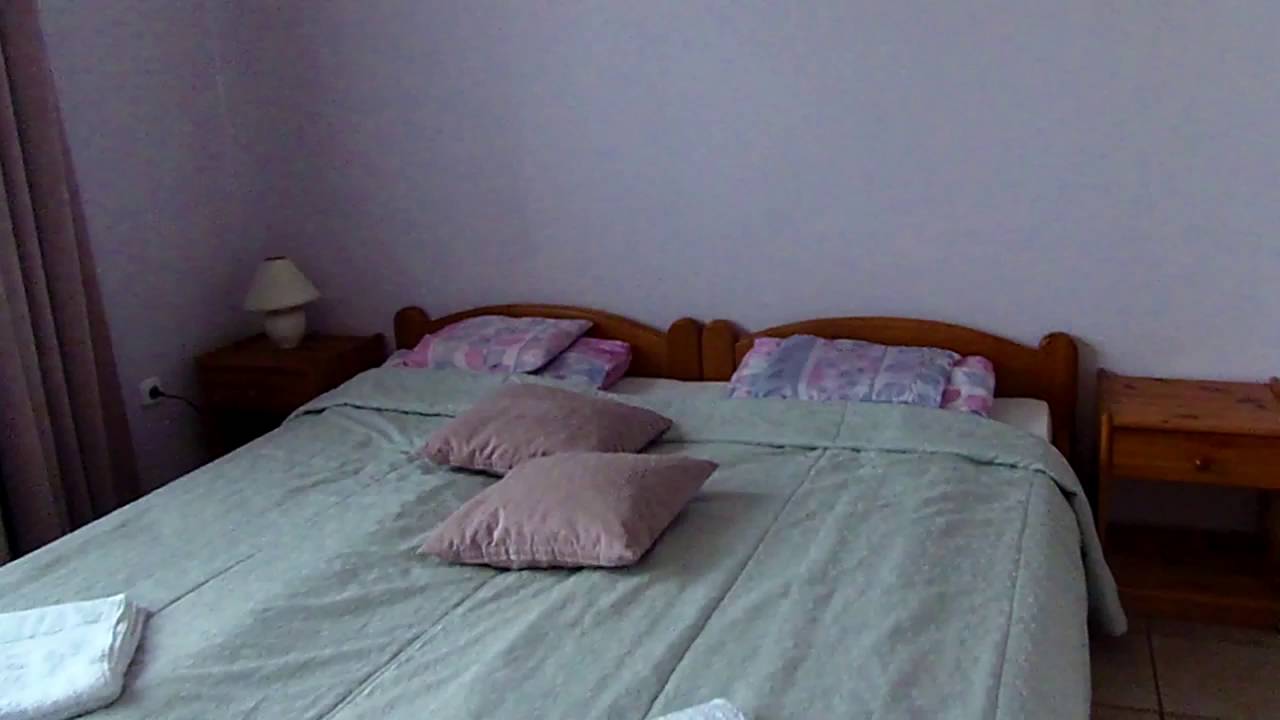 1000homeapartman.com +36 30 405 6420 Hajduszoboszlo Kenezy 2/2
