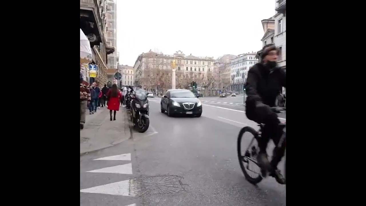LE VIE DI TRIESTE   BARRIERA -  PIAZZA GARIBALDI