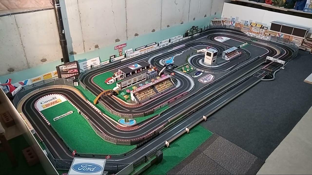 Part 4. Scalextric.  The Final 3 Cars Fight For The Best Lap Time.