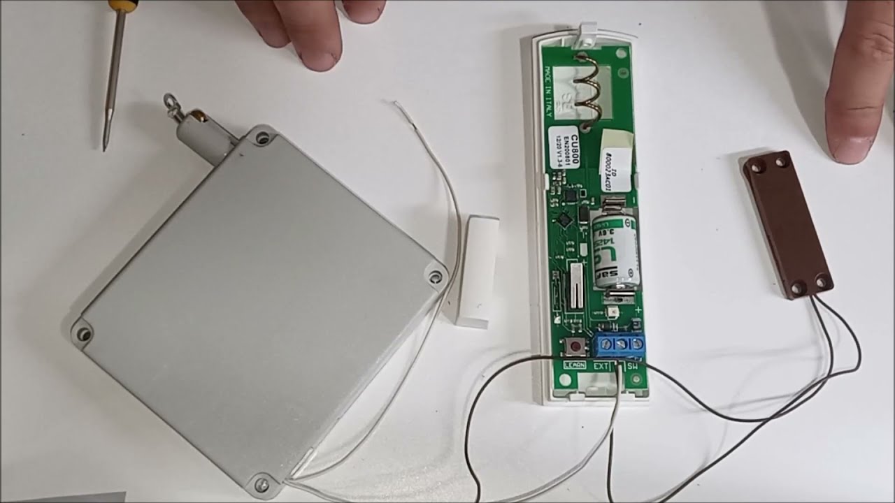CONTATTO MAGNETICO CU 800 AMC ELETTRONICA (COLLEGAMENTO)