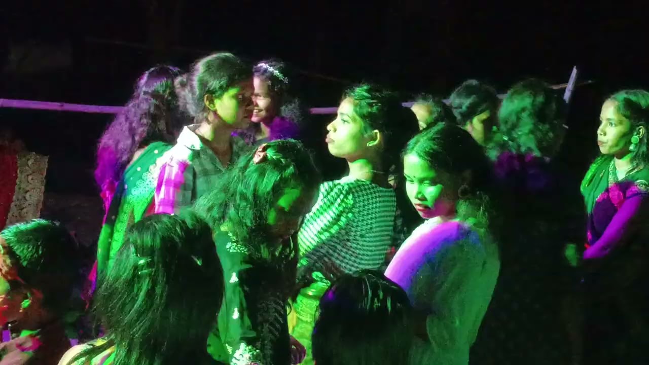 DUMKA ZILA KE CHORA RANGDAR HAI...GIRLS DANCE VIDEO 2025. PRESENTED BY RS SOUND DUMKA.con.7070485937