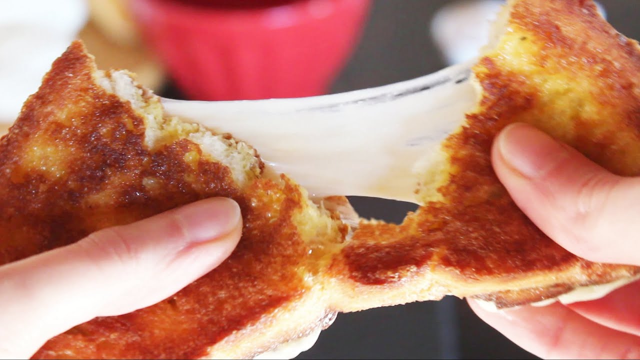 Italian Mozzarella in Carrozza Sandwich | How Tasty Channel