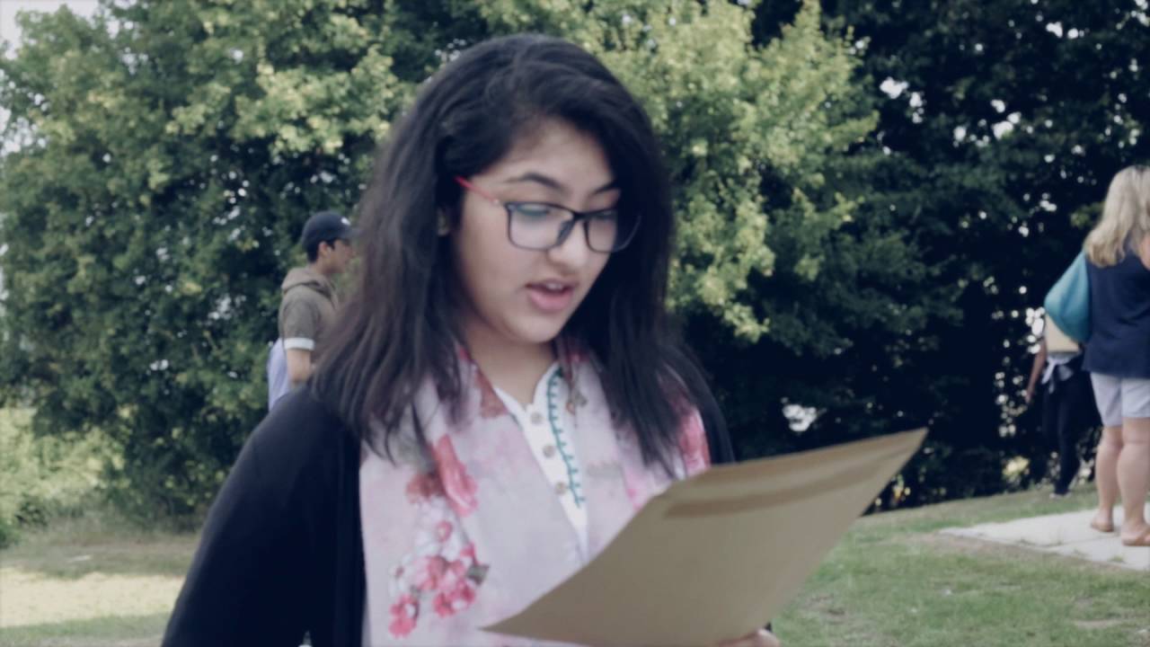 GCSE Results Day 2016