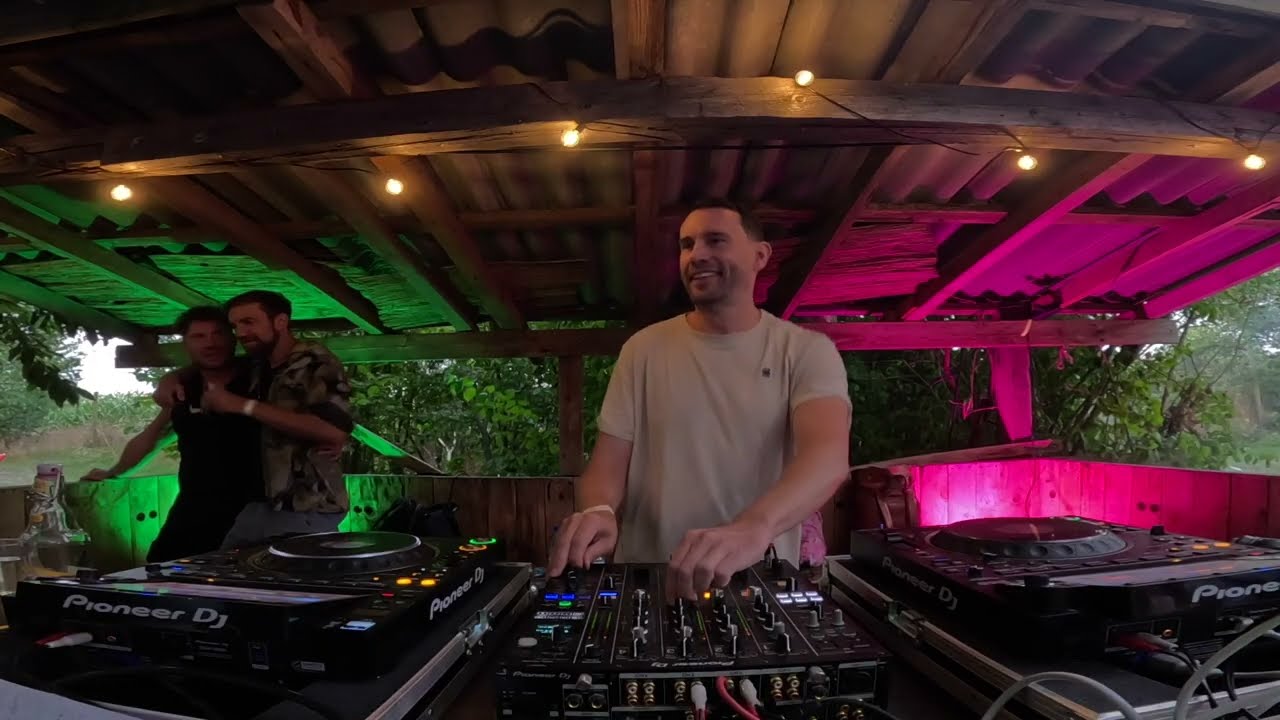 Melodisches Treiben Open Air 2025 mit Ron Flatter - Live im Maislabyrinth 🌽🌞