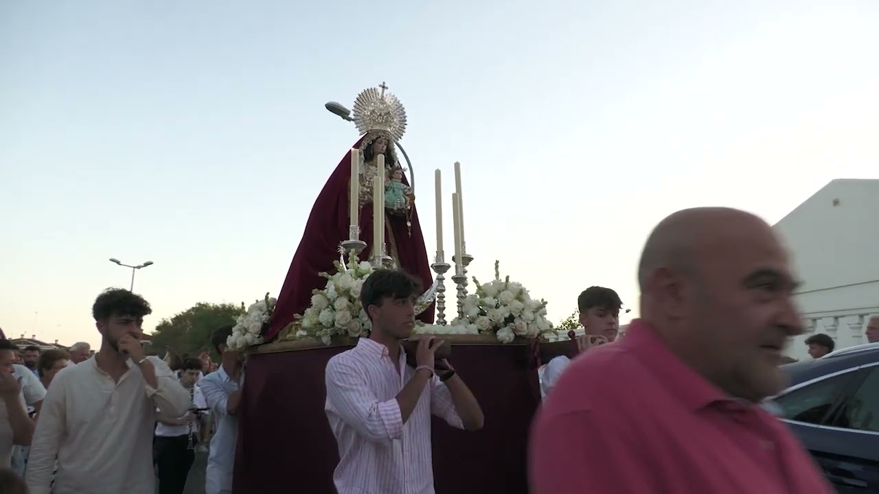 Procesión Virgen de la Victoria por las calles de Matalascañas
