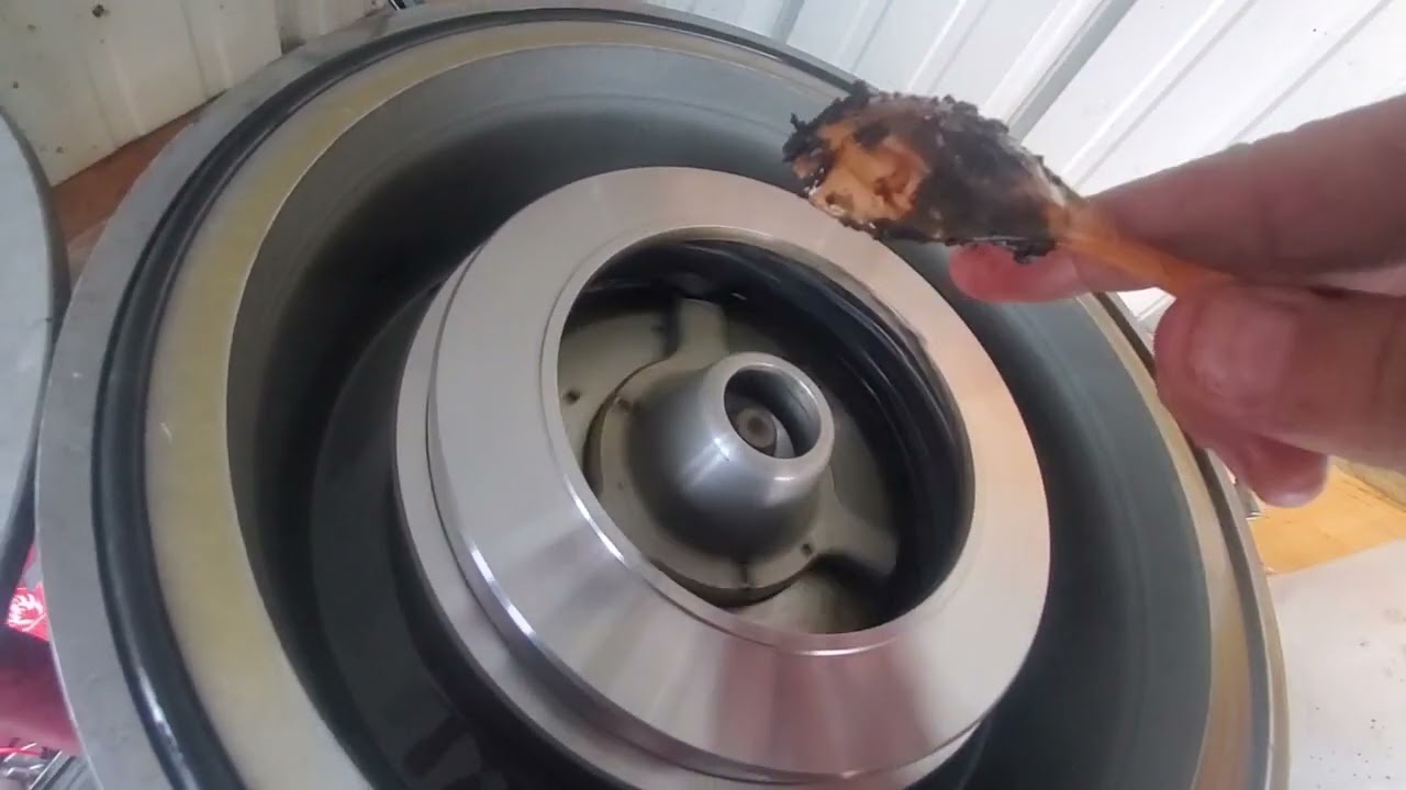Cleaning my outside WVO Designs waste oil black diesel centrifuge