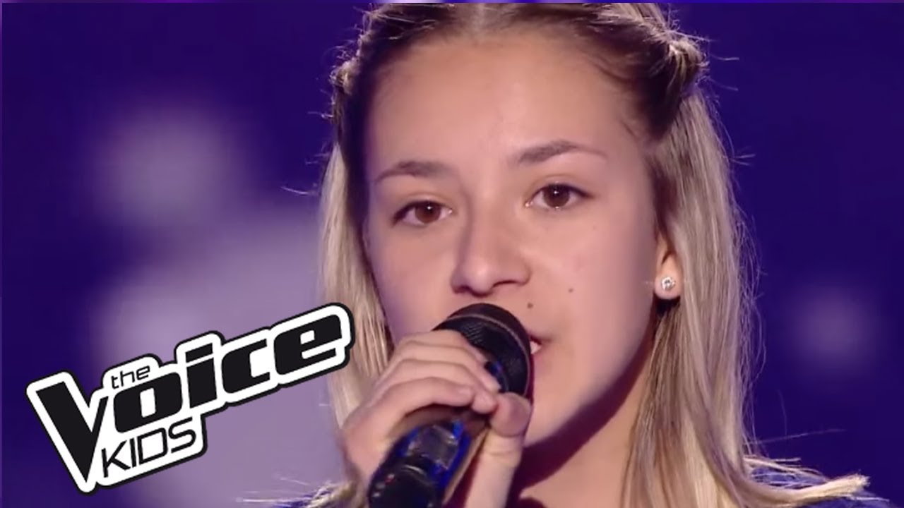 Take me to church - Hozier | C&eacute;lia | The Voice Kids France 2017 | Blind Audition