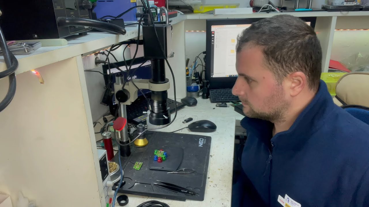 Volkswagen Caddy key fob repair | restore