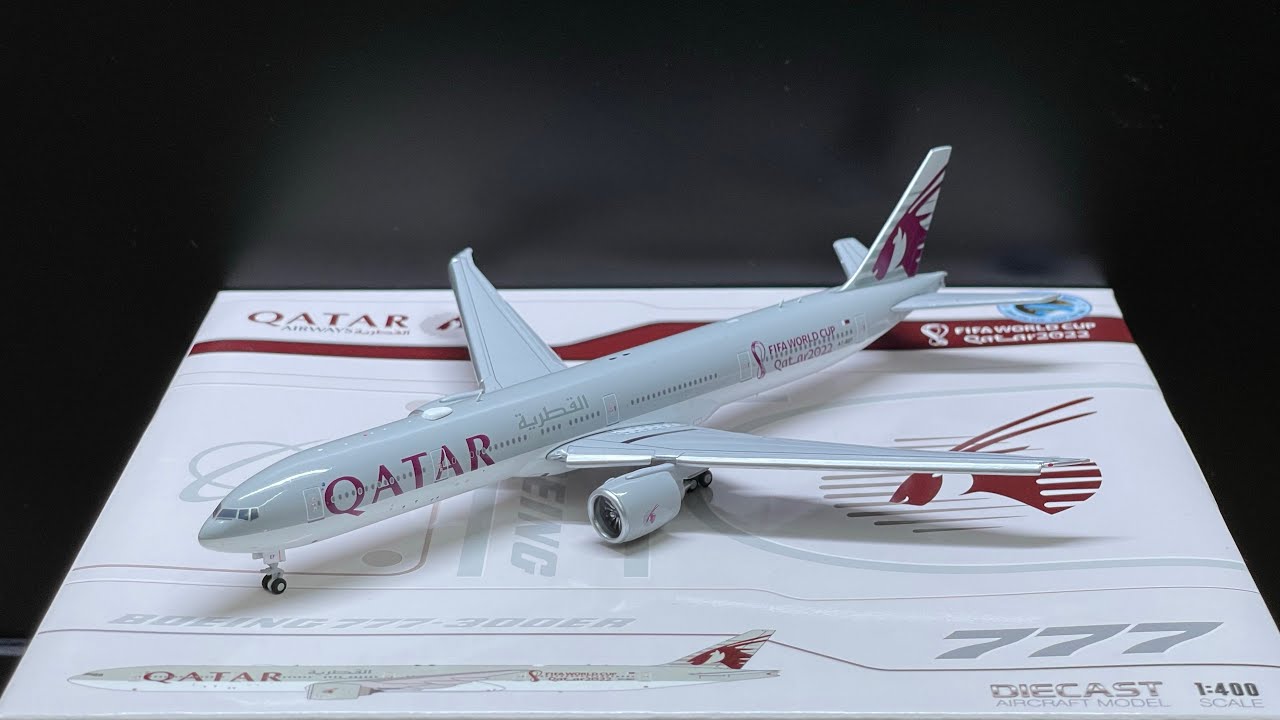 #121: JC Wings 1/400 Boeing 777-300ER (Flaps down) Qatar Airways 