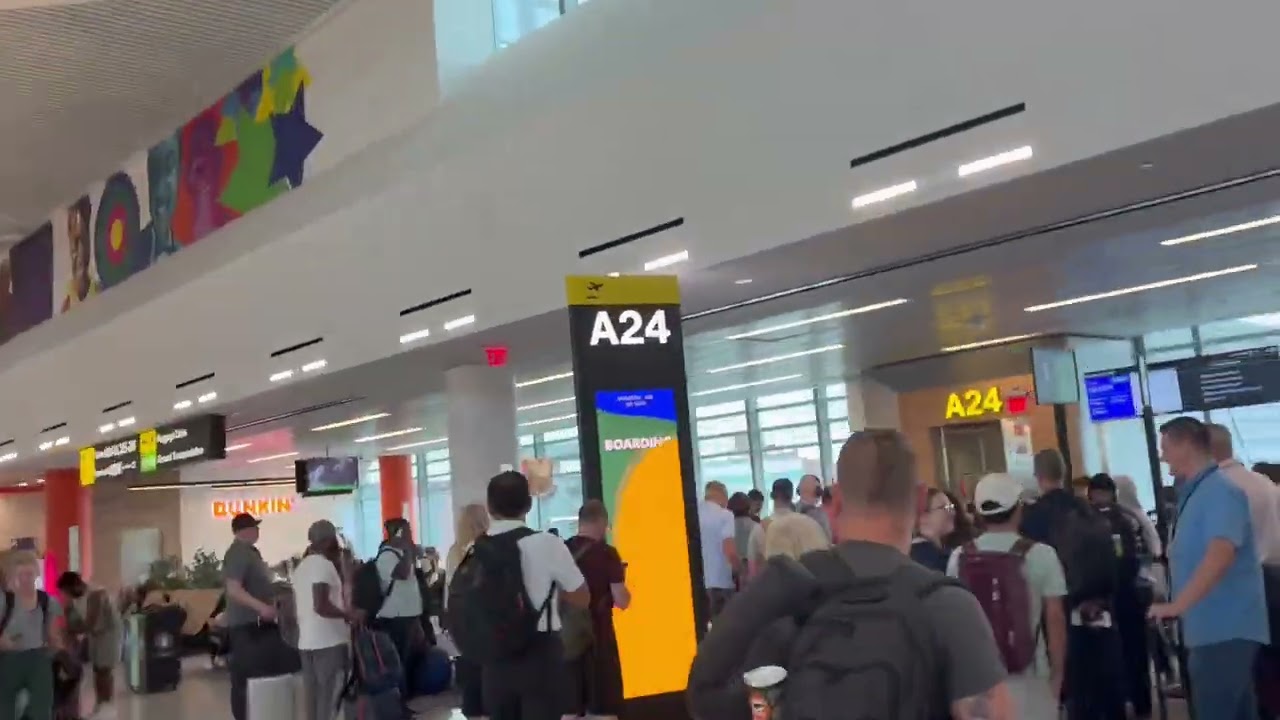 Brief 2026 Tour of Newark Liberty International Airport Terminal A Central Concourse Gates A9-A26