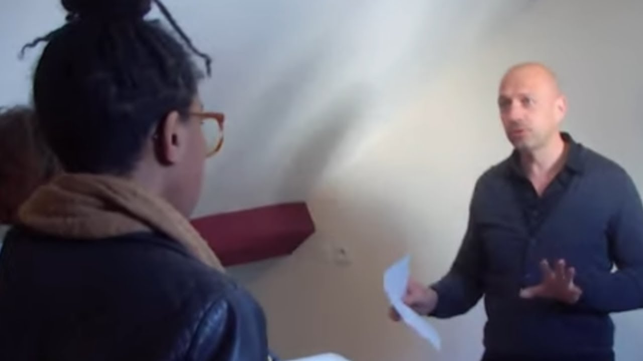Il refuse de louer son logement à une femme noire
