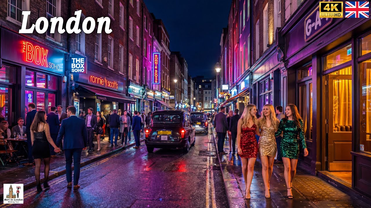 Experiencing London's Festive Nightlife | Night Walk Through Busy City Centre