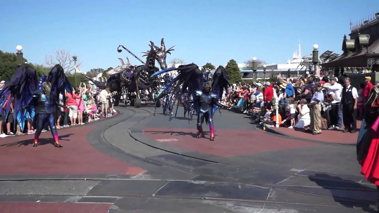 'Disney Festival of Fantasy Parade' debuts at Magic Kingdom