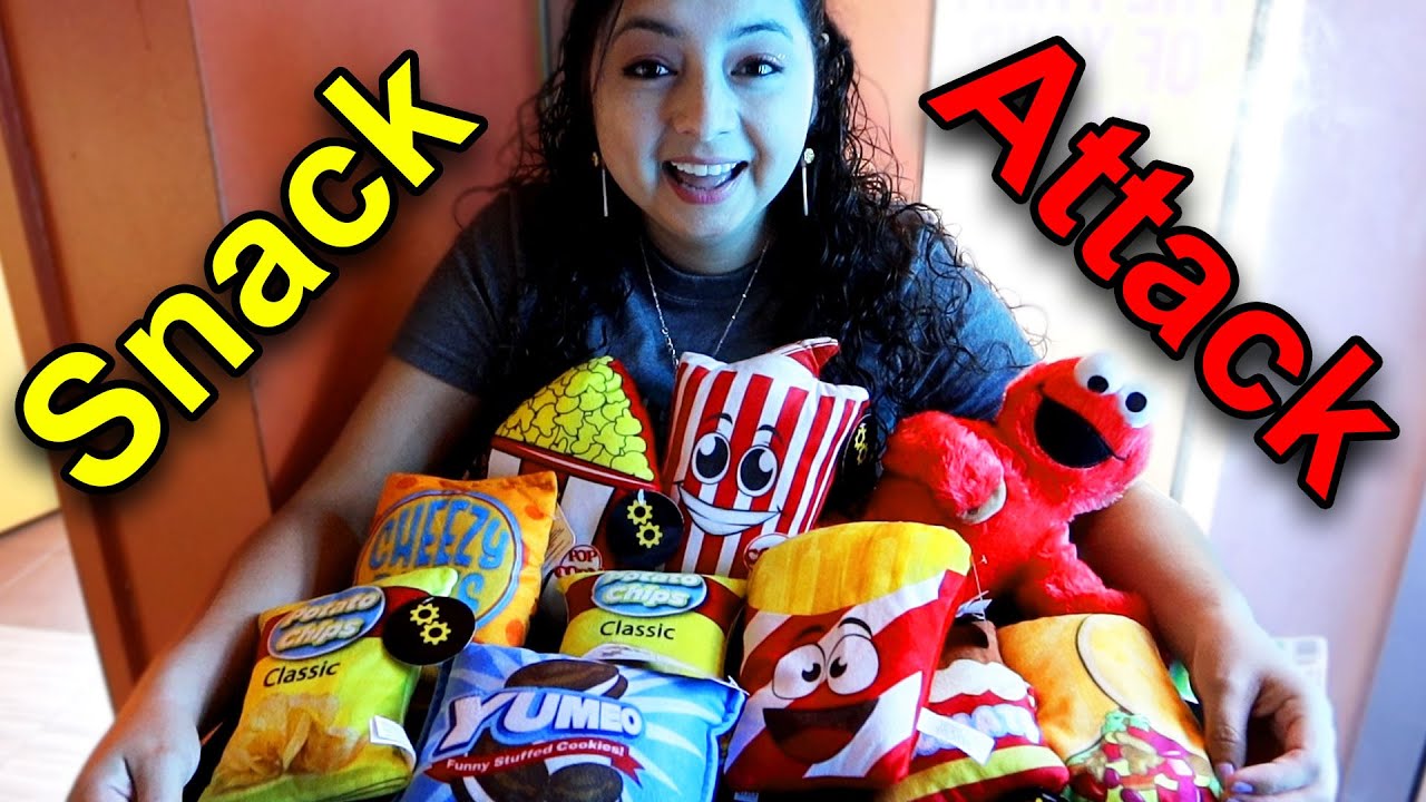 Snack Attack at the Claw Machine!