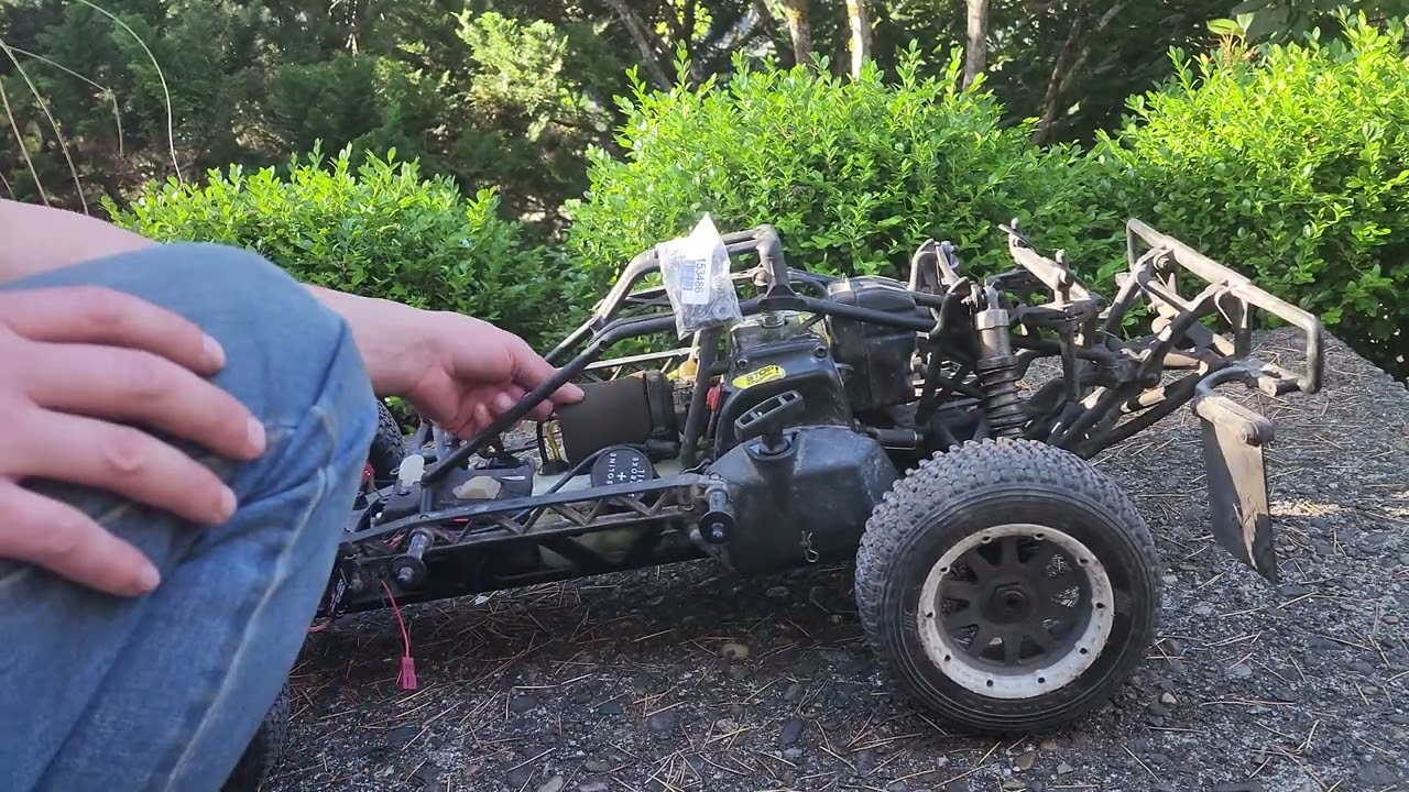 Unboxing my HPI 5SC. Will it run?