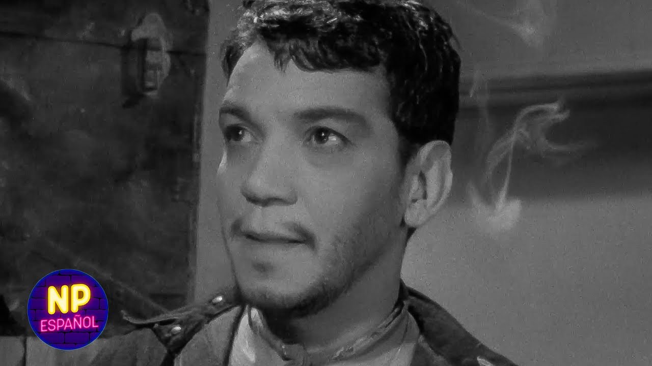 Cantinflas Investiga en el Teatro | Abajo el Telón (1955) | Now Español