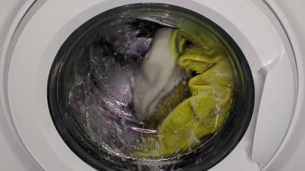Hotpoint NSWR743U - Whites 60°C