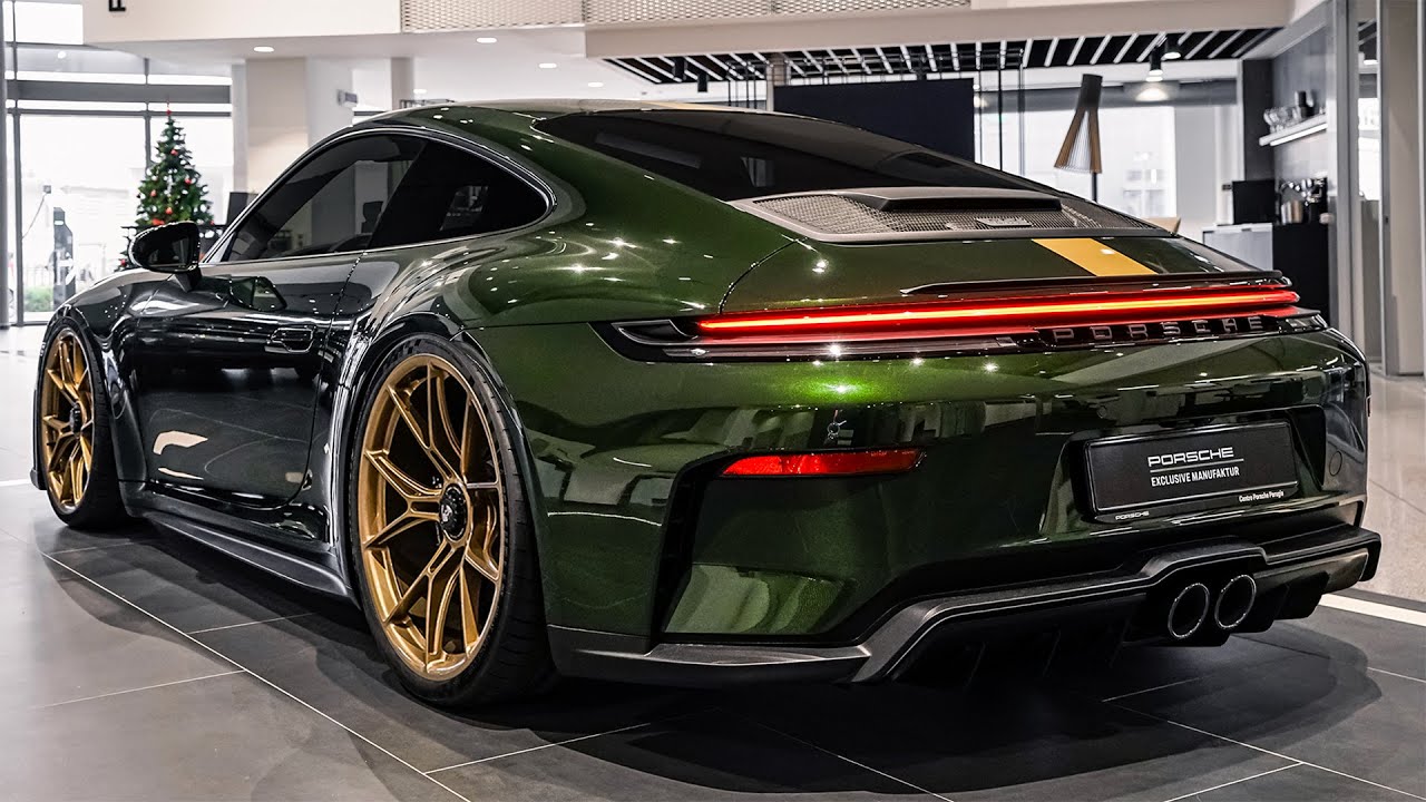 NEW 2026 Porsche 911 GT3 Touring - Interior and Exterior Walkaround