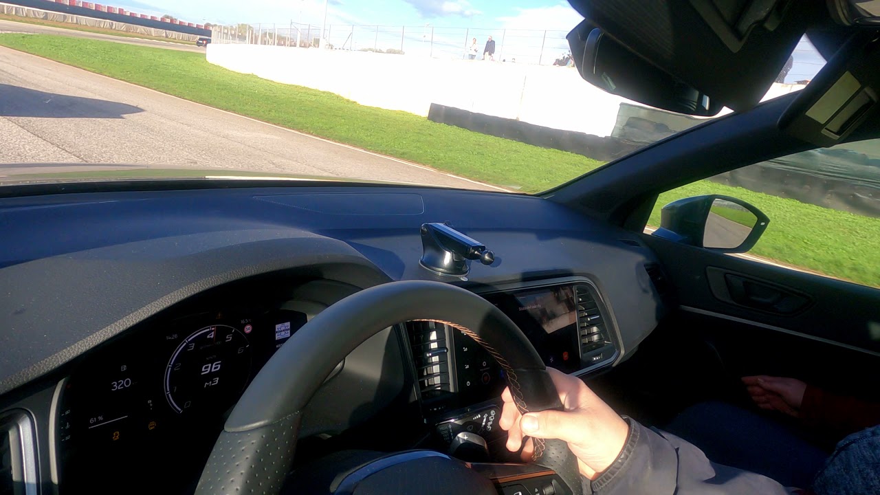 Cupra Ateca 2.0 TSI 4 Drive Track day - Autodromo del levante ( Binetto ) 28/11/2021 - 2° turno