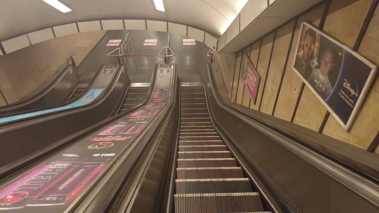 CNIM escalators at metro station Deák Ferenc Tér - Budapest [4K HDR]