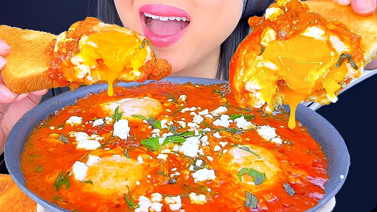 ASMR SOFT BOILED EGGS IN TOMATO SAUCE (EGGS IN PURGATORY) ASMR Phan