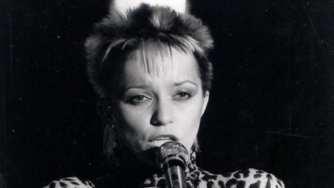 Małgorzata Ostrowska - Taniec pingwina na szkle