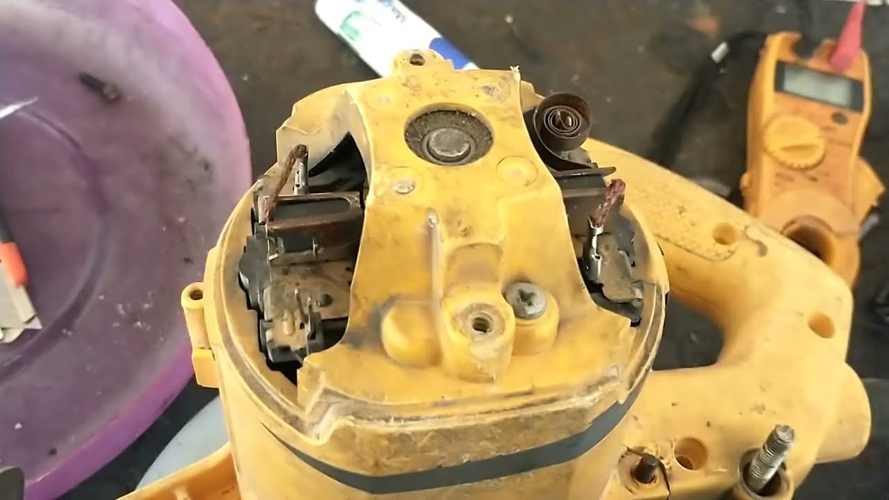 ✅Sierra circular para madera Dewalt no prende FALLA EN PORTA CARBONES 👈