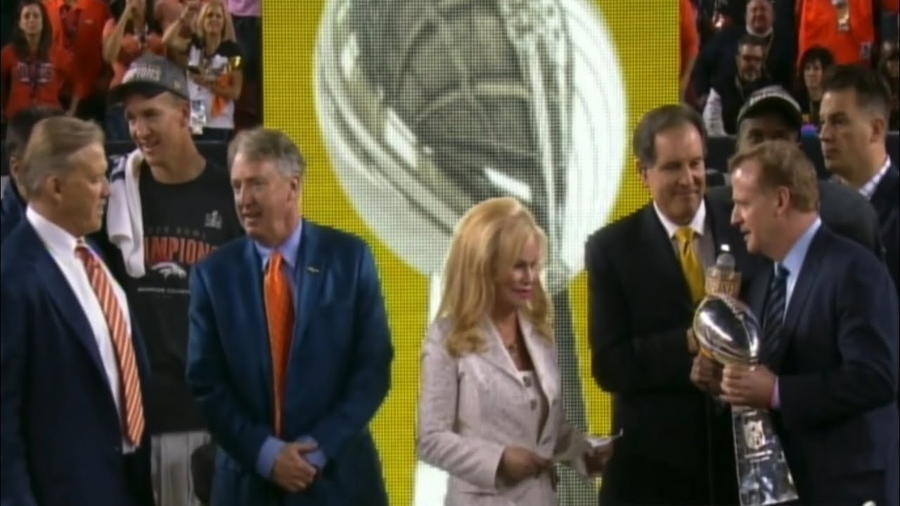 SUPERBOWL 50 Post game and Trophy presentation