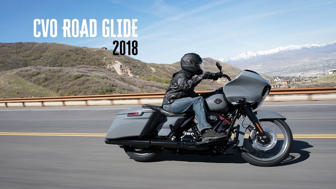 2018 - CVO™ ROAD GLIDE®
