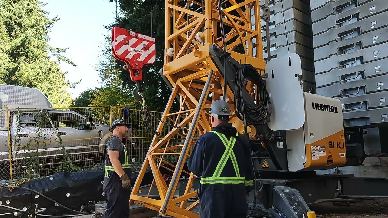 Liebherr 81K.1 Crane Removal &ndash; Time Lapse Magic! | Bigfoot Crane Company