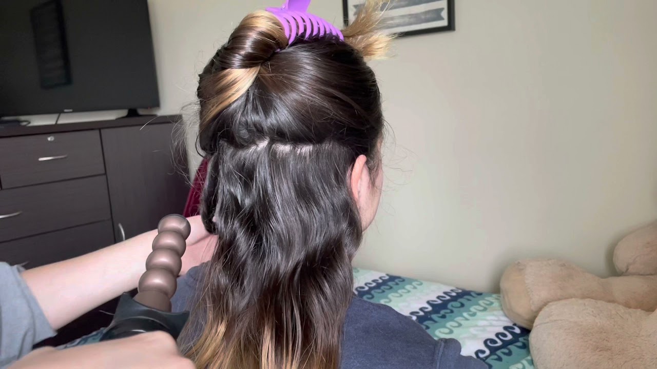 ASMR // Curling My Sisters Hair | Hair Brushing, Water Sounds and Spraying, Hair Curling