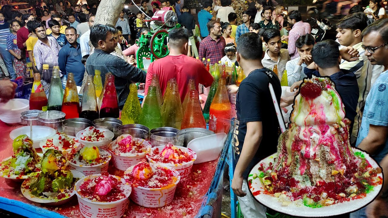 Crowd Going Crazy for ICE GOLA 😱😱 |  SURAT STREET FOOD 😍