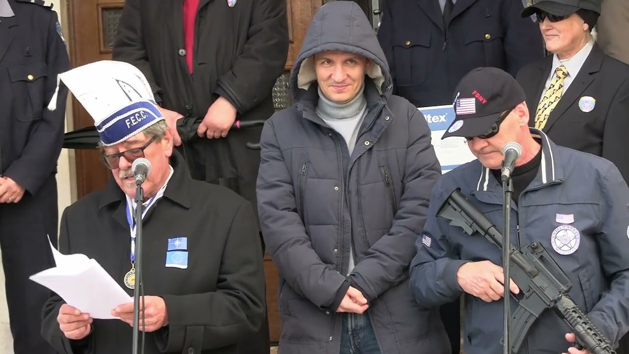 MAŠKARE PREUZELE VLAST U MAKARSKOJ