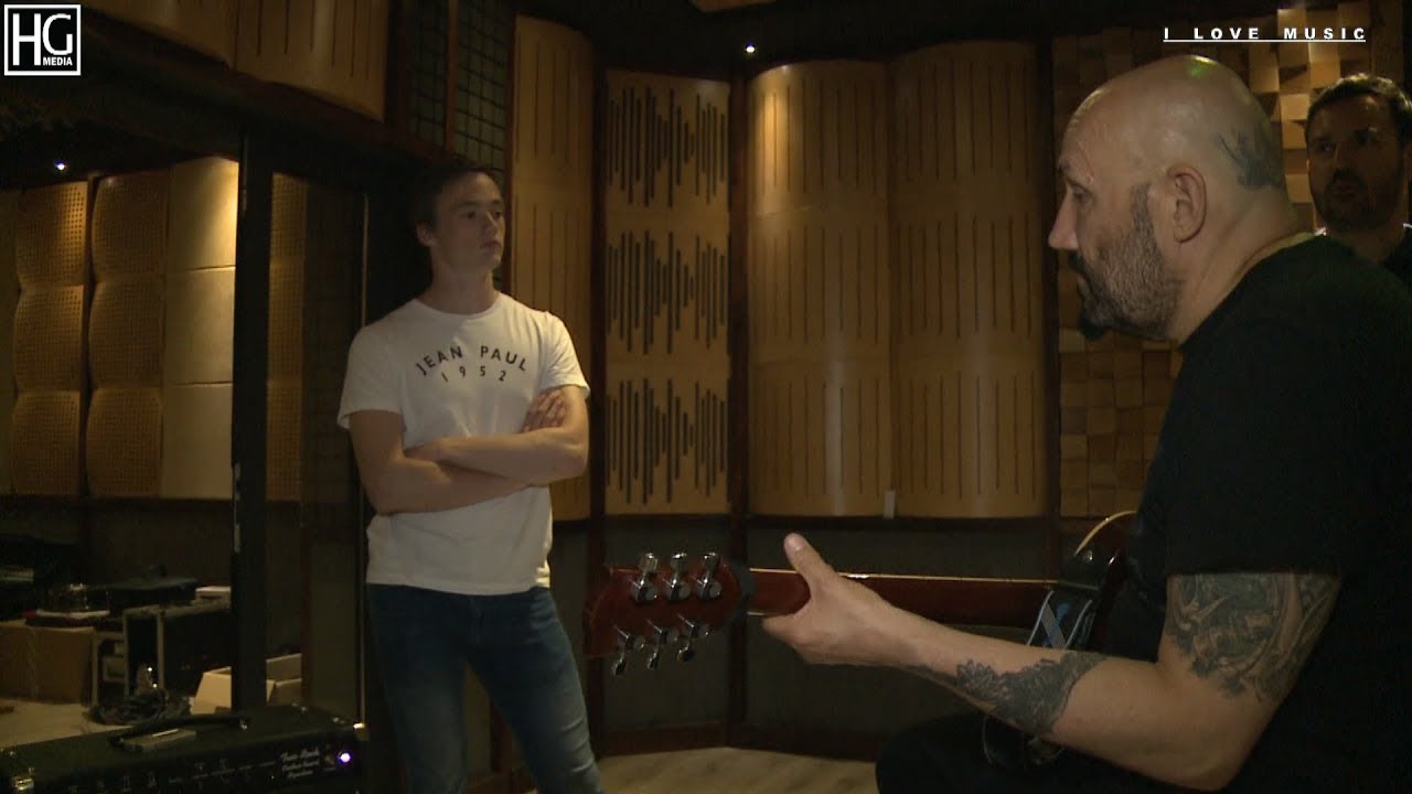 Norwegian students Oppeg&aring;rd kulturskole visiting Polish guitar master Grzegorz Skawinski