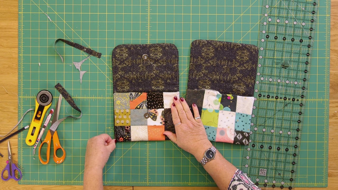 Make Your Own Clutch Bag using Mini Charms (THE MINI-CHARM SERIES)
